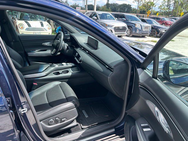 Used 2024 Genesis GV70 2.5T w/ Sport Prestige Package AWD/4WD image 9