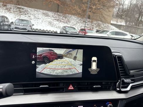 Used 2023 Kia Sportage EX image 19