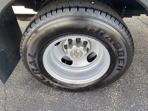 New 2025 Chevrolet Express 3500 w/ Power Convenience Package image 19