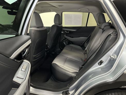Used 2023 Subaru Outback Limited AWD/4WD image 32