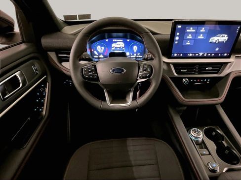Certified 2026 Ford Explorer ST-Line AWD/4WD image 5