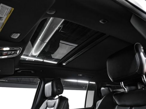 Used 2022 Jeep Wagoneer Series I image 5