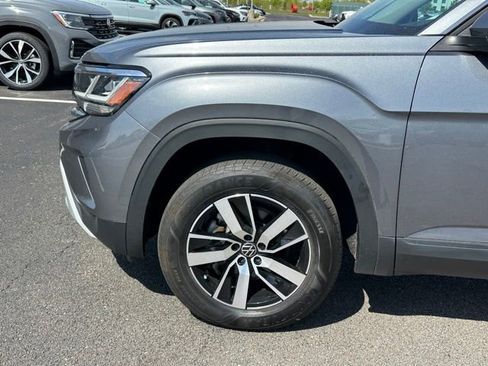 Certified 2023 Volkswagen Atlas SE AWD/4WD image 6