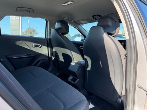 Certified 2025 Kia K4 FWD image 27