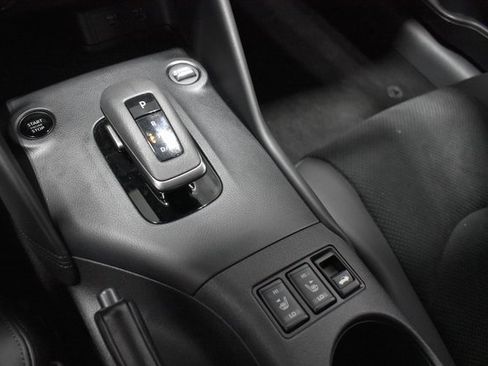 Certified 2024 Nissan Z Performance w/ Floor Mat Package image 18