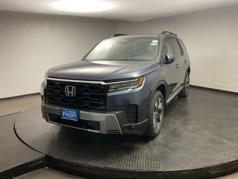 New 2026 Honda Pilot Elite image 3