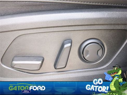 Used 2023 Kia Sorento S image 21