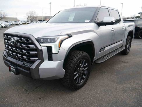Used 2023 Toyota Tundra Platinum image 4