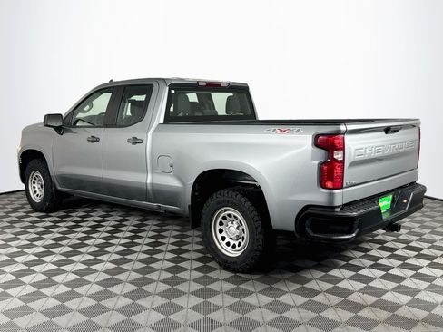 Used 2023 Chevrolet Silverado 1500 W/T w/ Trailering Package AWD/4WD image 6