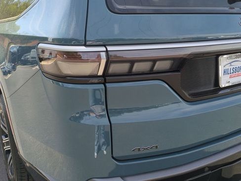New 2026 Jeep Grand Wagoneer L 4WD image 21