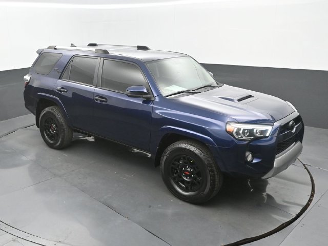 Used 2018 Toyota 4Runner TRD Off-Road AWD/4WD image 26