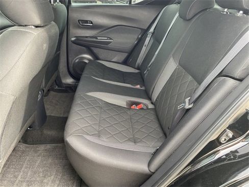 Used 2020 Nissan Kicks SV image 33