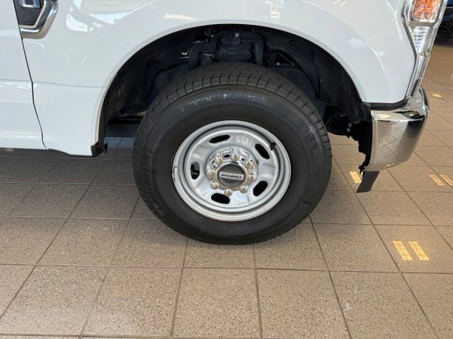 Used 2020 Ford F250 XL w/ Power Equipment Group RWD image 11