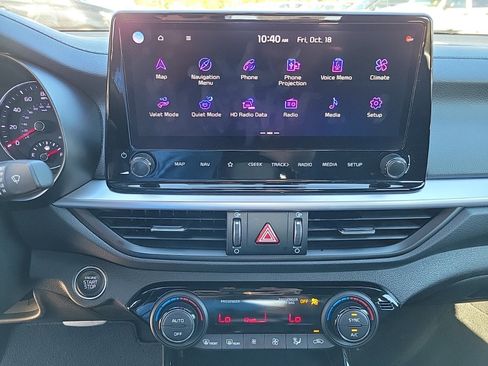 Used 2022 Kia Forte GT-Line image 9