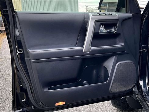 Used 2023 Toyota 4Runner SR5 Premium image 39