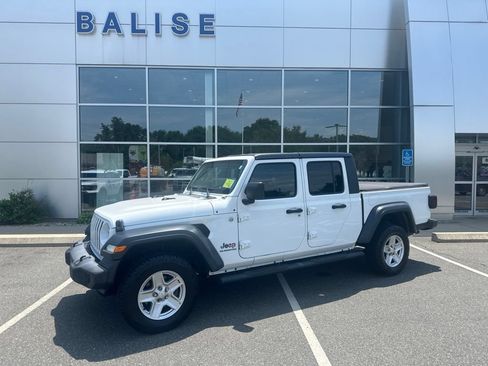 Used 2020 Jeep Gladiator Sport w/ Quick Order Package 24S AWD/4WD image 1