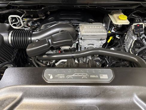 Used 2022 Jeep Wagoneer Series III w/ Rear Seat Video Group 1 image 87