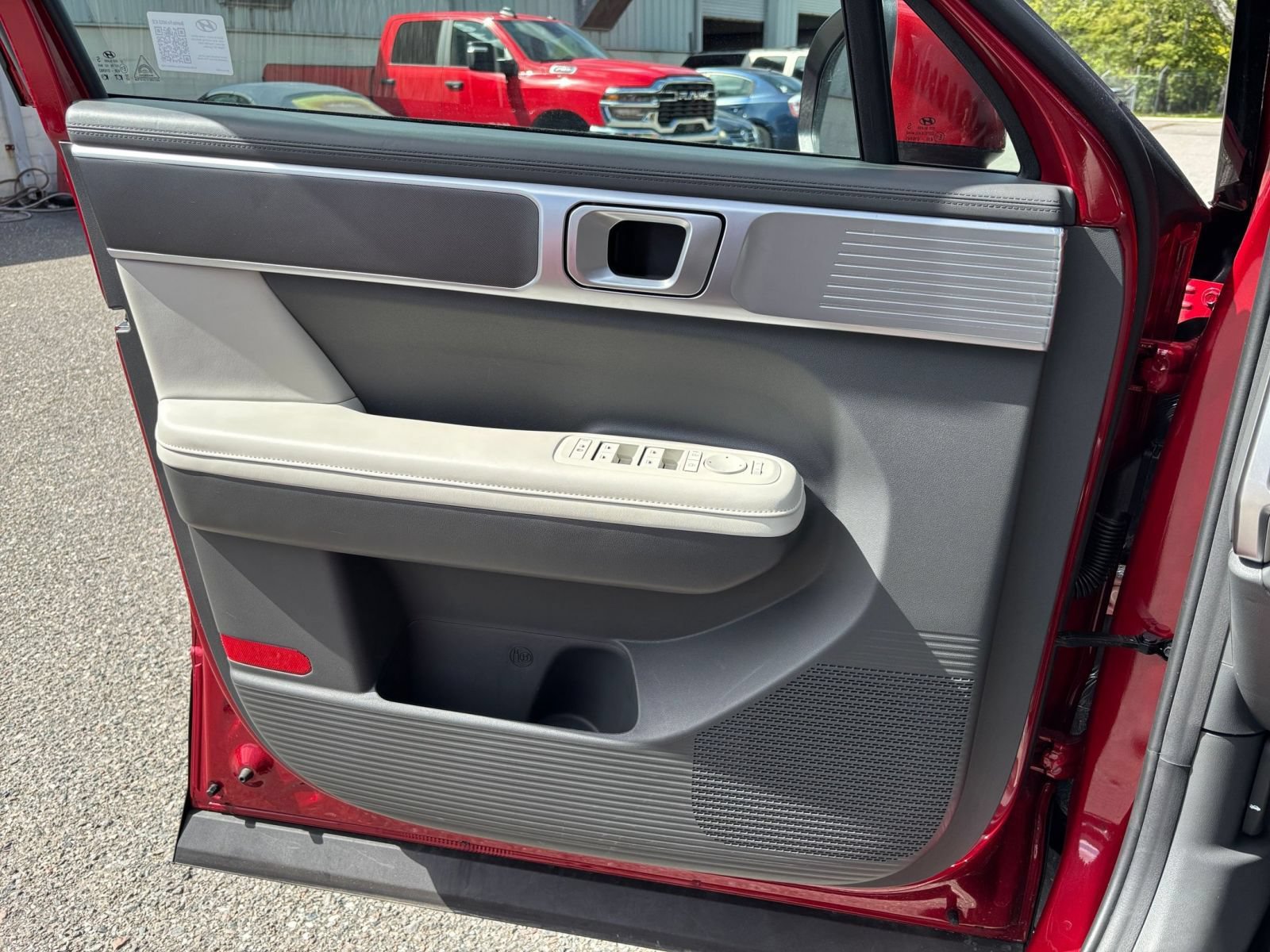 Used 2026 Hyundai Santa Fe SEL FWD image 18