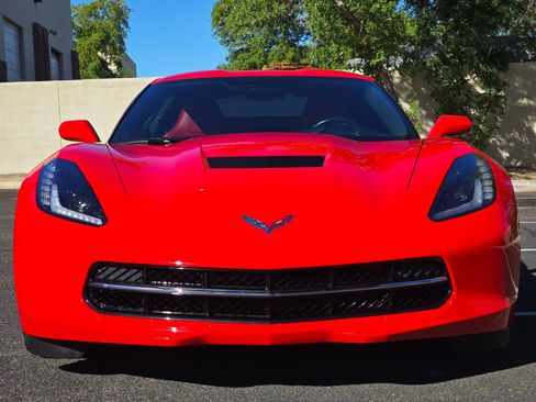 Used 2014 Chevrolet Corvette Stingray Coupe w/ 2LT Preferred Equipment Group image 4