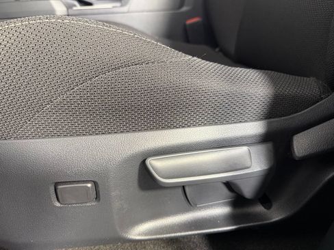 Used 2025 Toyota 4Runner SR5 RWD image 20