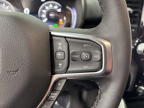 New 2026 RAM 1500 4x4 Crew Cab image 14