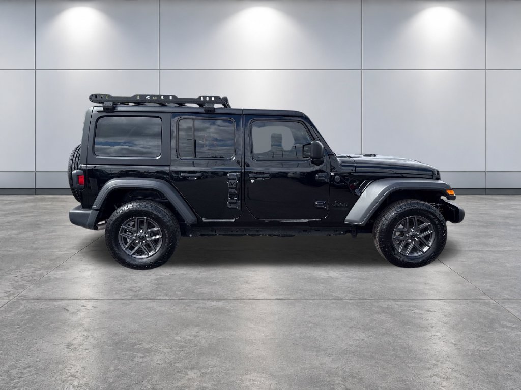 Used 2025 Jeep Wrangler Unlimited Sport AWD/4WD image 6