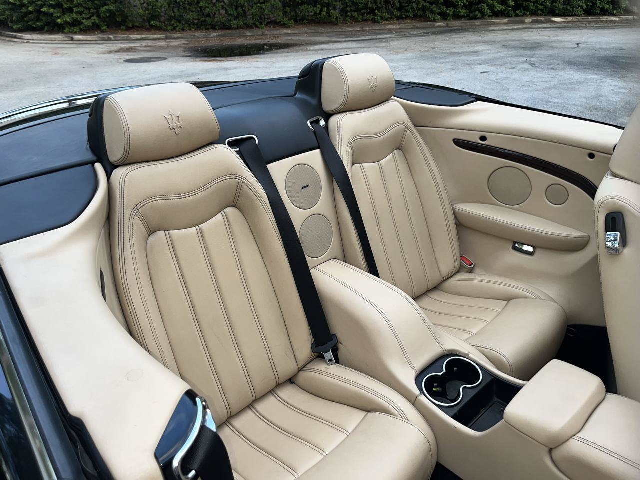 Used 2012 Maserati GranTurismo Convertible RWD image 41