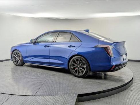 Used 2020 Cadillac CT4 V image 6