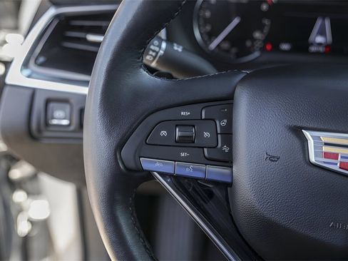 Certified 2025 Cadillac XT6 Premium Luxury image 14