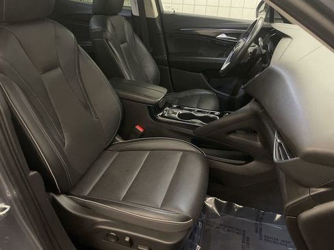 Used 2021 Buick Envision Essence FWD image 20