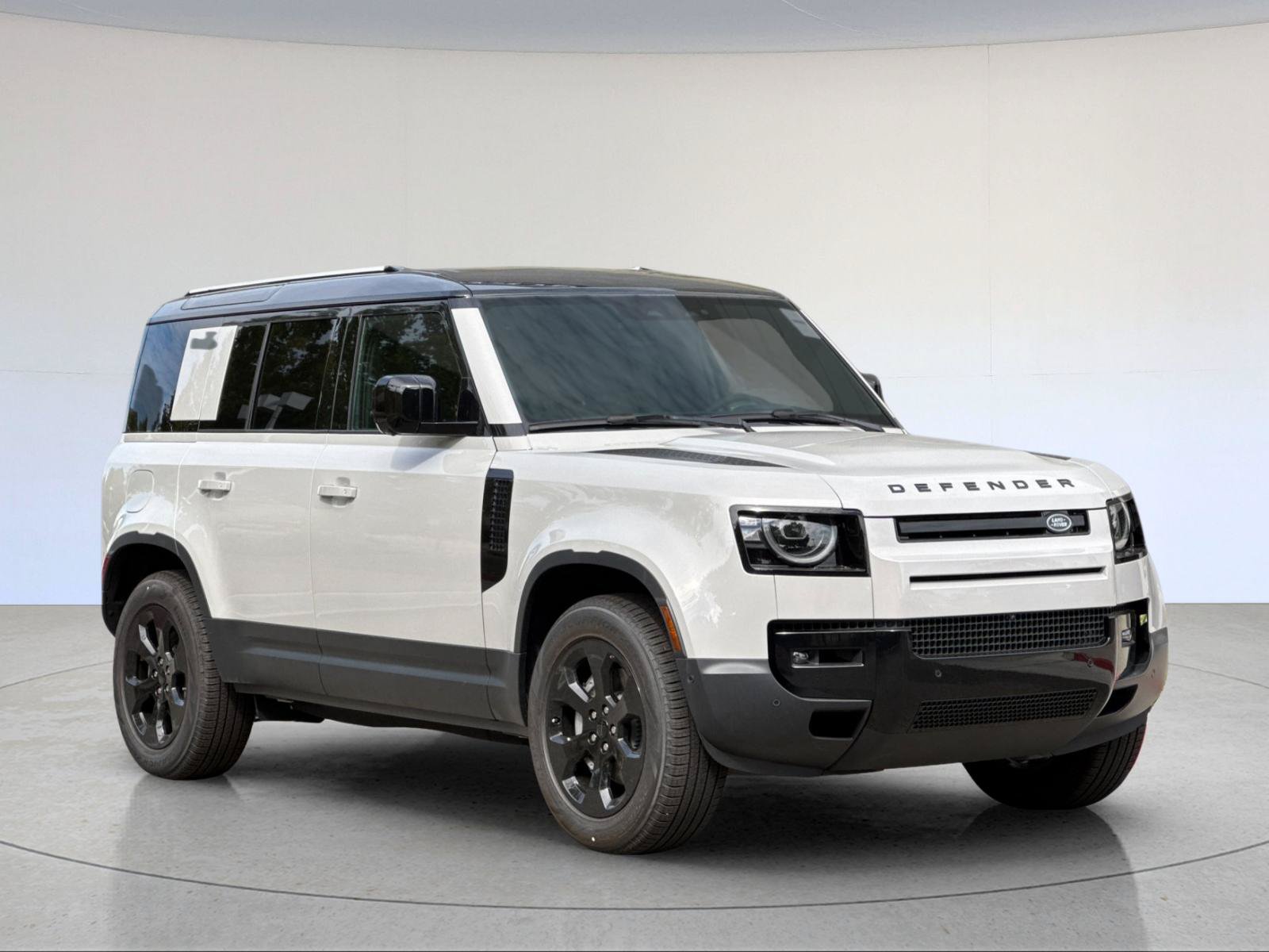New 2026 Land Rover Defender 110 S AWD/4WD image 8
