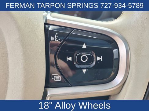 Used 2020 Volvo S60 T5 Momentum image 29