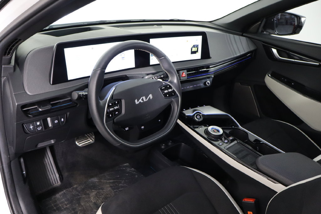 Used 2024 Kia EV6 GT-Line RWD image 29