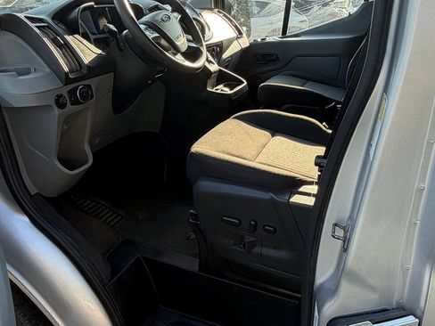 Used 2018 Ford Transit 350 XLT RWD image 9