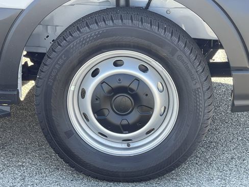 New 2025 Ford Transit 350 XL image 10