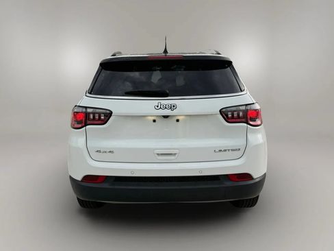 Used 2024 Jeep Compass Limited AWD/4WD image 5