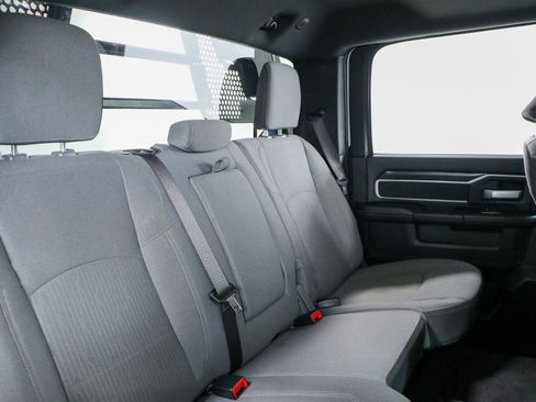 Used 2024 RAM 3500 Big Horn image 30