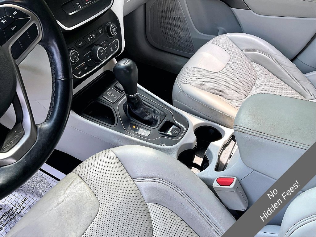 Used 2021 Jeep Cherokee Latitude Lux FWD image 13