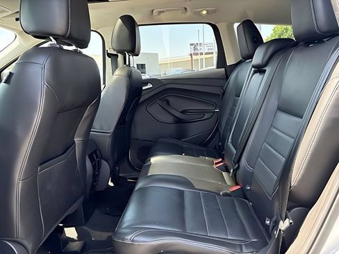 Used 2015 Ford Escape Titanium FWD image 11