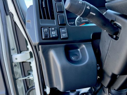 New 2024 Chevrolet Low Cab Forward 5500XD RWD image 41
