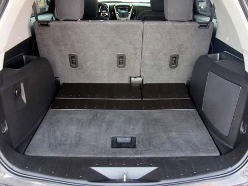 Used 2013 Chevrolet Equinox LT image 9