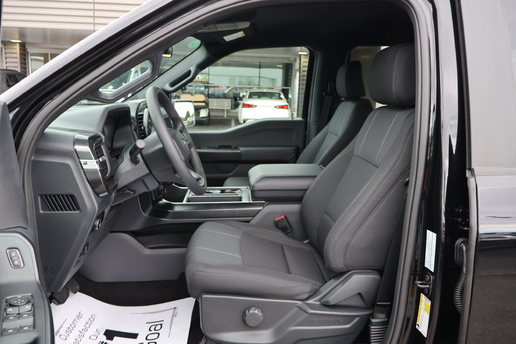 New 2026 Ford F150 STX w/ Equipment Group 200A AWD/4WD image 19