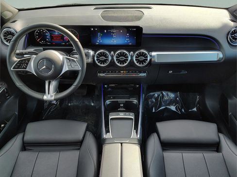 Certified 2026 Mercedes-Benz GLB 250 image 9
