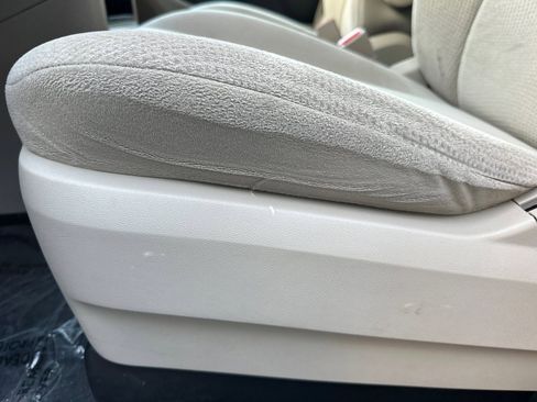 Used 2017 Dodge Grand Caravan SE w/ Power Window Group image 15