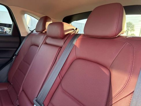 Certified 2022 MAZDA CX-5 Carbon Edition image 18