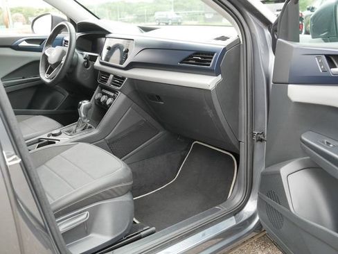 Certified 2023 Volkswagen Taos SE w/ Black Wheel Package AWD/4WD image 20