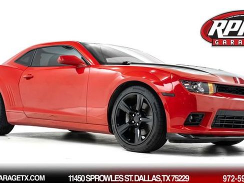 Used 2015 Chevrolet Camaro SS w/ LPO, Black Appearance Package RWD image 1