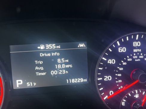 Used 2019 Kia Optima SX image 3