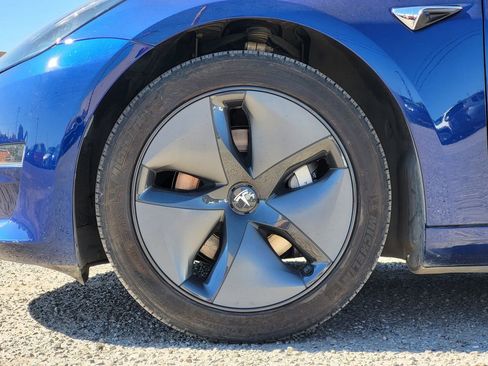 Used 2020 Tesla Model 3 Long Range image 10