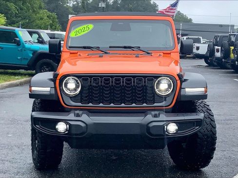 Certified 2025 Jeep Wrangler Sport AWD/4WD image 3